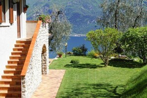 Property grounds - Apartments Casa Tamas, Limone (Limone - Tremosine)