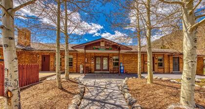 Vuoristonäköala huoneisto w / jaettu uima-allas, poreallas, Ping-Pong ja biljardipöytä