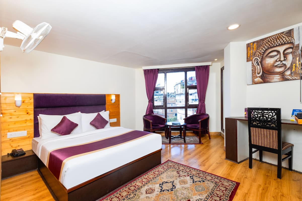 Premium Room, City View