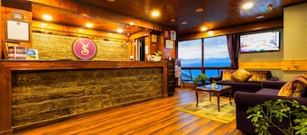 Sumitel Hotel 500 meters from Mall Road