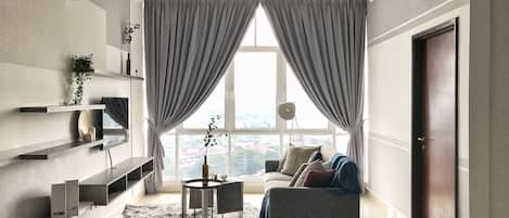 Apartment, 2 Bedrooms | Living room