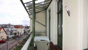 Outdoor dining - Ferienwohnung Meeresrausch in Ahlbeck (Ahlbeck)