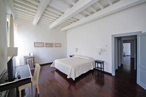 1 bedroom, travel cot, free WiFi - Apartment in Tuscany with Pool near Florence (Rignano sull'Arno)