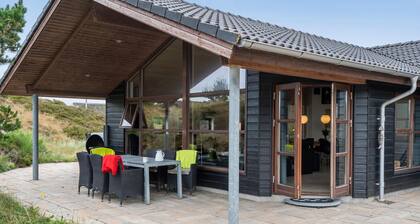 Strandhaus in Henne mit Sauna