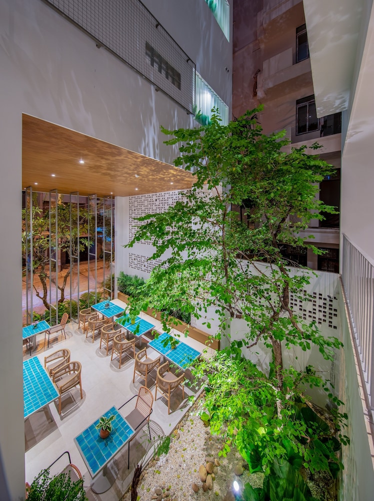 Prana Boutique Hotel & Apartments