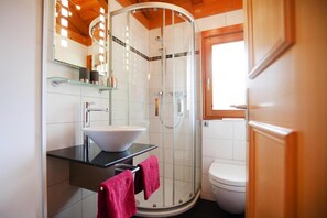Shower - Blockhäuser in Stamsried (Stamsried)