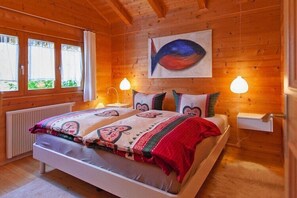 2 sovrum och resesäng