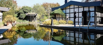 Resort in Germany with Tropical Pool & Lake