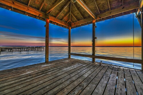 Beautiful Lake Front home for memories to last a lifetime!