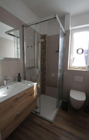 Shower - Ferienhaus, Dornumersiel (Dornumersiel)
