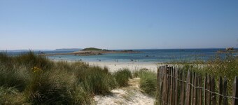 Holiday Home near Rosa Granite Coast Beaches