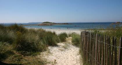 Maison prĂšs des plages CĂŽte de Granit Rose