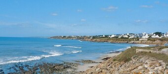 Holiday Home in Plogonnec near Sandy Beaches