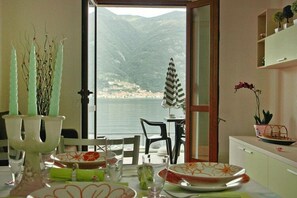 Dining - Apartment in Lezzeno by Lake Como's Serenity (Lezzeno)