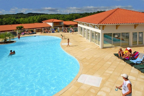 Maison de vacances pour 8 personnes à Cassen