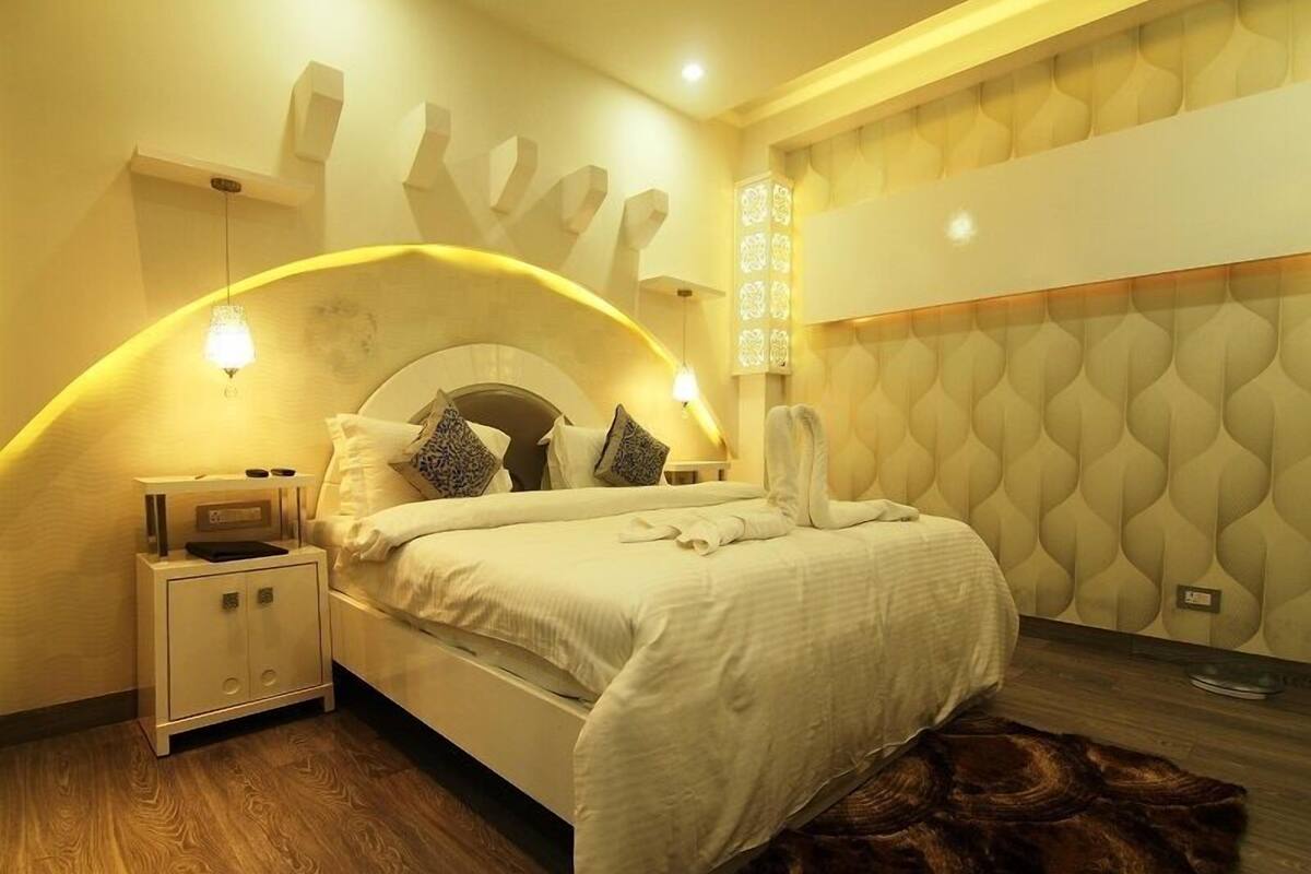 Habitación de lujo | Sistema de insonorización, wifi gratis, ropa de cama