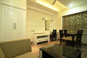 ห้องลักซ์ชัวรี่ | ห้องเก็บเสียง, Wi-Fi ฟรี, ผ้าปูที่นอน