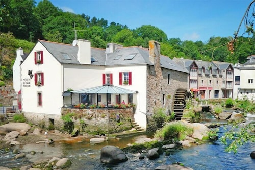 Holiday Home in Moëlan near Kerfany Beach
