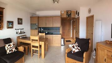 Télévision à écran plat, livres