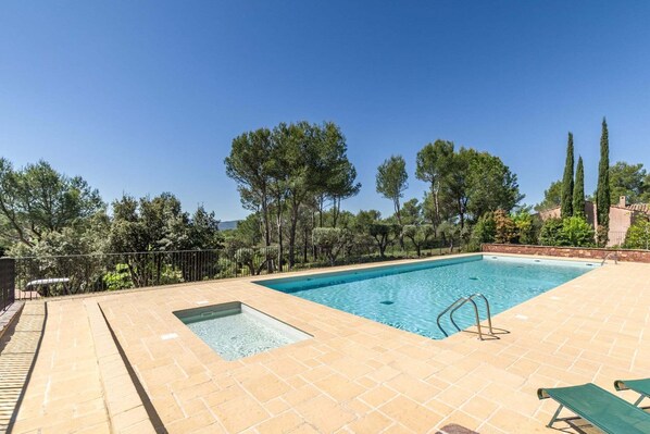 Indoor pool - Relaxing La Motte Hideaway for a Group (La Motte)
