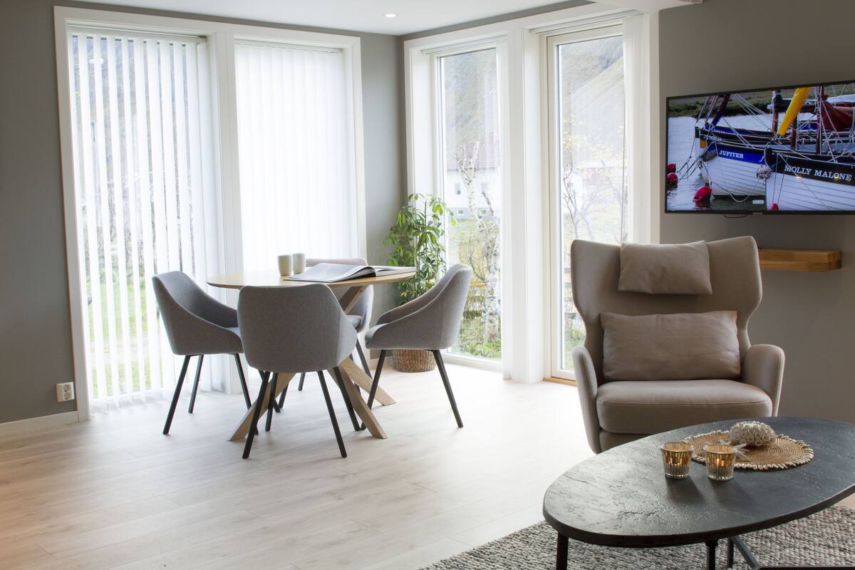 Huoneisto, vuoristonäköala | Ruokailu omassa huoneessa