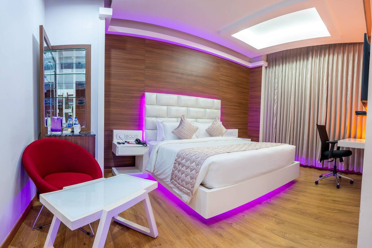 Habitación ejecutiva, 1 habitación | Ropa de cama de alta calidad, camas con efecto memoria y minibar