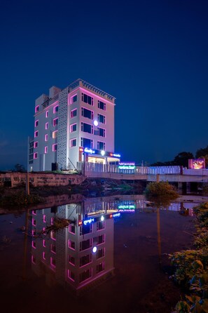 Exterior - La Vivanta Hotel (Madurai)