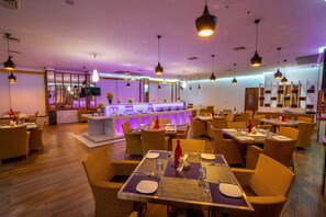 International cuisine - La Vivanta Hotel (Madurai)