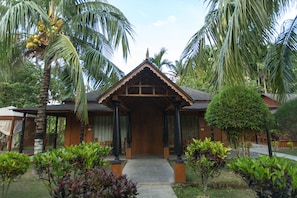 Exterior detail - TSG Blue Resort and Spa (Port Blair)