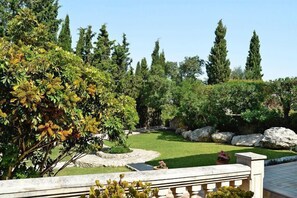 Property grounds - Finca in Santa Margalida with Panoramic Views (Santa Margalida)