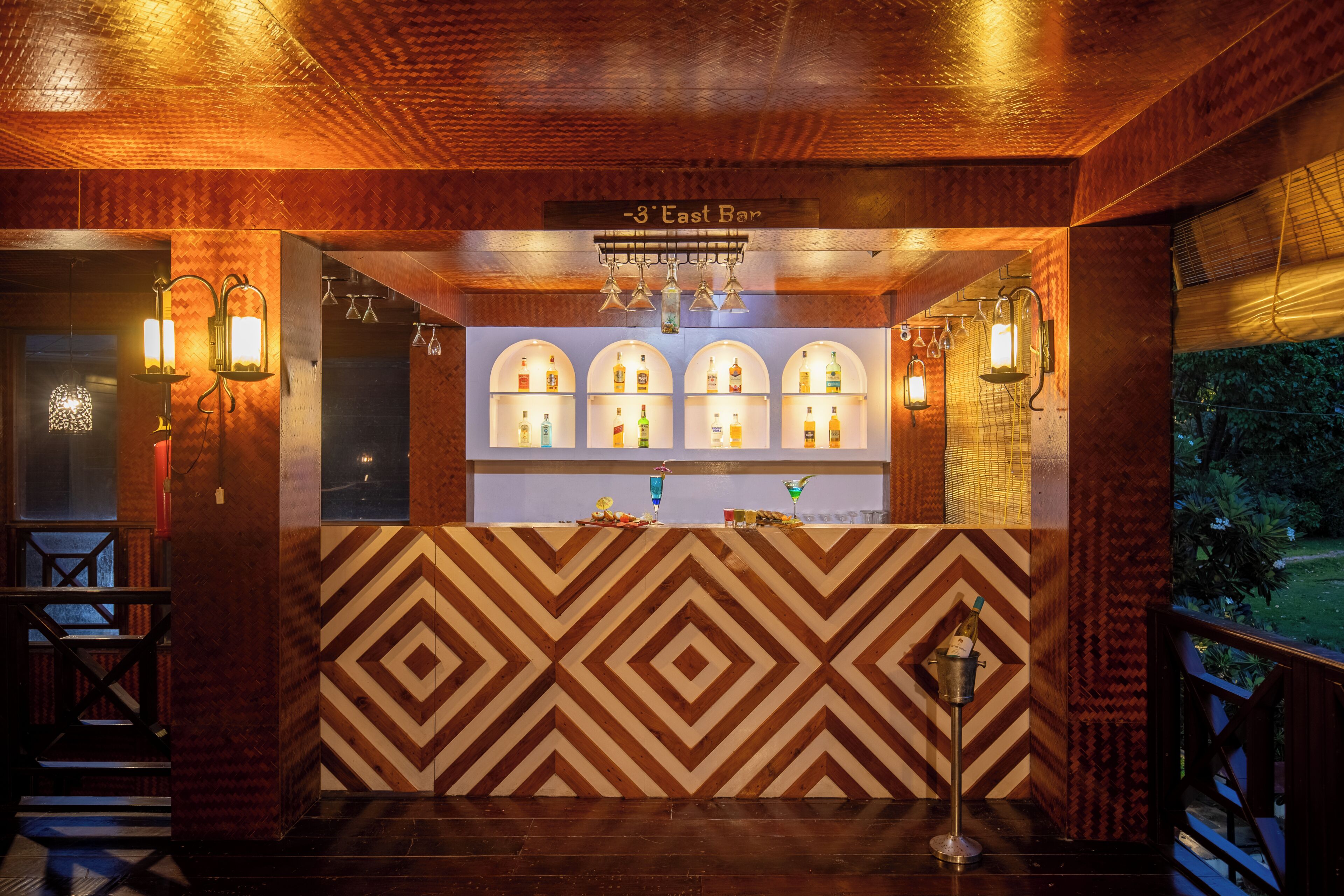 Bar (in der Unterkunft)