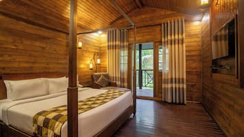 Luxe kamer | Een kluis op de kamer, beddengoed