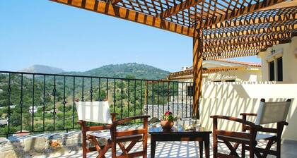 Stay for 2 at Aposperitis Drosia