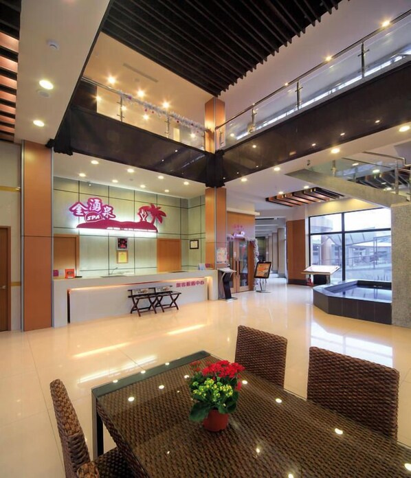 Desayuno típico de la región gratuito y diario