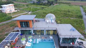 Piscine extérieure, piscine chauffée