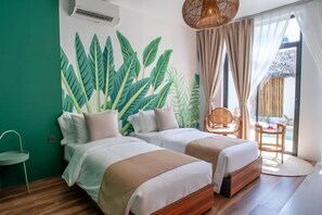 Tempur-Pedic beds, individually decorated, individually furnished, desk