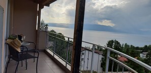 Double Room With The Lake View | Terrace/patio