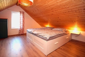 3 slaapkamers, reisbedje, gratis wifi