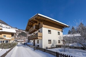 Exterior - Apartment in Wald near Krimml Waterfalls (Wald im Pinzgau)