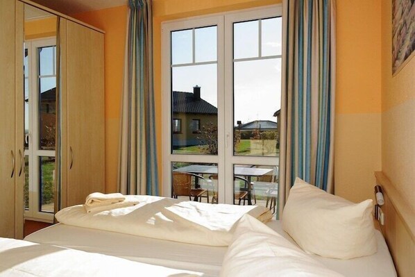 3 bedrooms, Internet