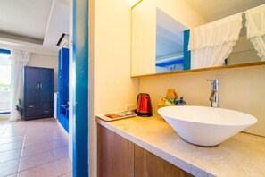 Family Room | Room amenity - Shengtuolini B&B (Shoufeng)