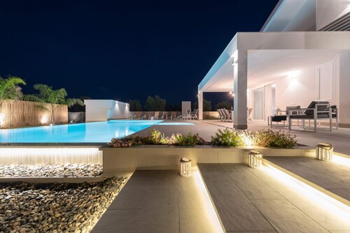 Villa Brezza Marina - Villa with pool