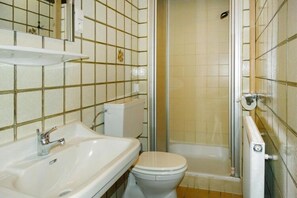 Baignoire, serviettes fournies