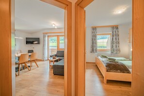 Interior - Apartment in Brixen near Wilder Kaiser Gondola (Brixen im Thale)