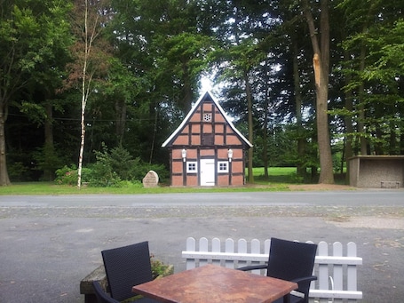 Property grounds. Hotel Landhaus Wachendorf