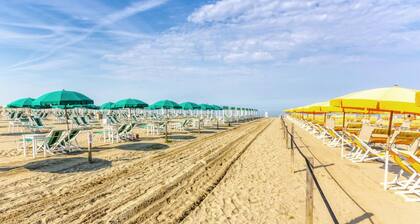 Holiday Home in Versilia near Sandy Beaches