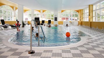 Una piscina techada