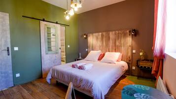 Double Room (Les Brodequins) | 3 bedrooms, individually decorated, individually furnished, desk