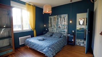 Individuell inredning, unika möbler, skrivbord och ljudisolering