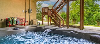 Charming home with furnished deck & lake view - walking distance to shops